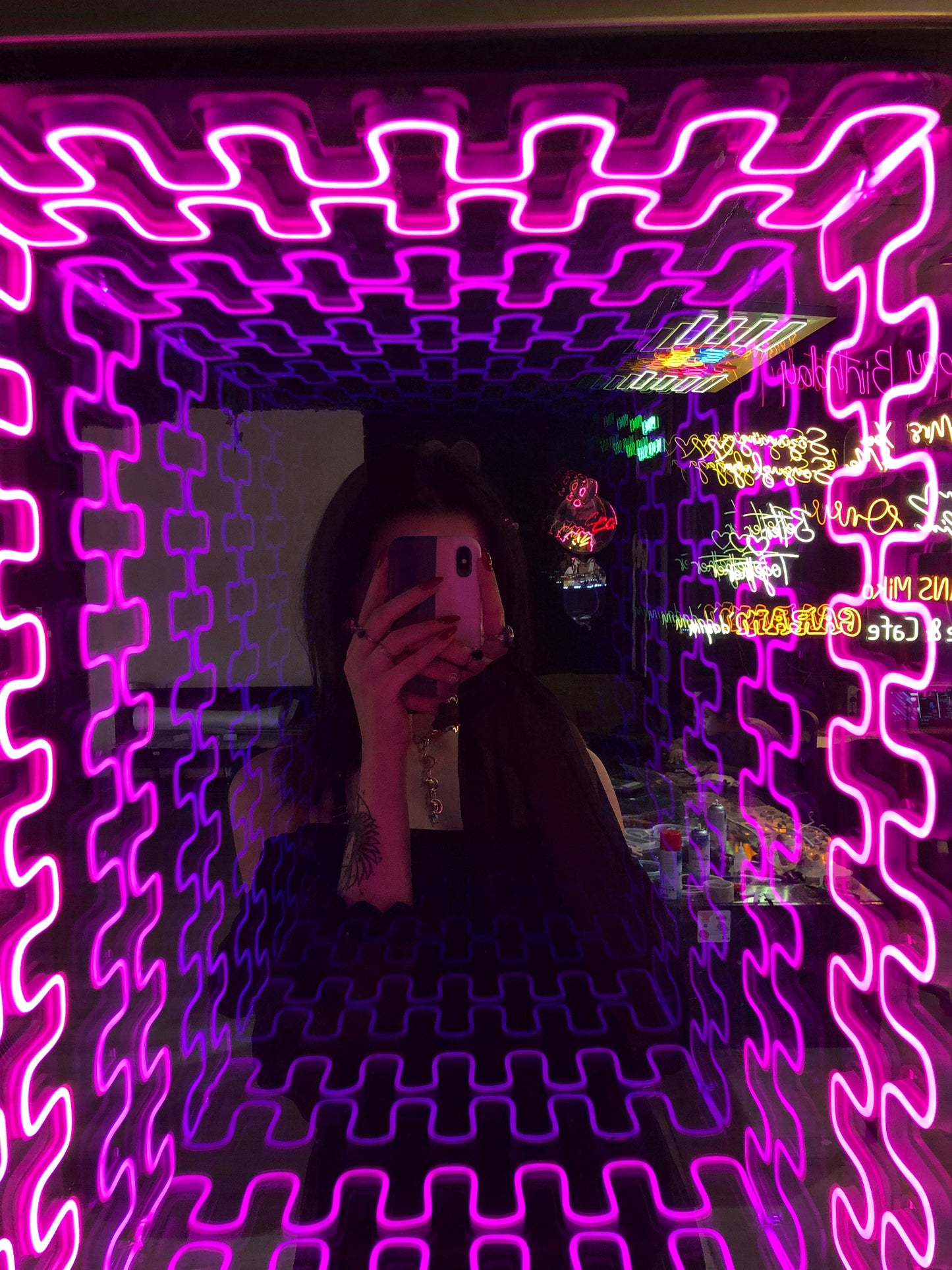 Infinite Mirror Neon Labyrinth